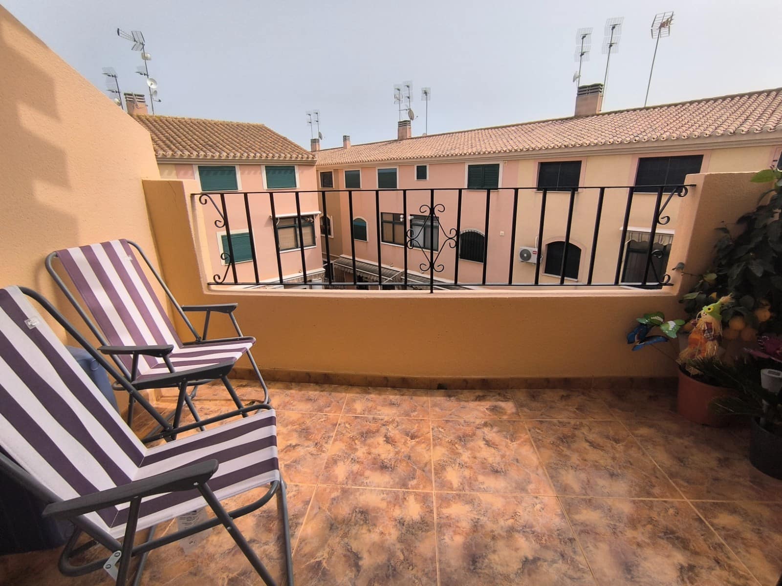 Apartamento de 4 habitaciones en Los Alcázares en venta con piscina - 159.000 € (Ref: 9652348)