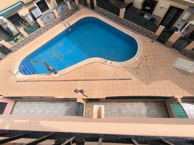 Apartamento de 4 habitaciones en Los Alcázares en venta con piscina - 159.000 € (Ref: 9652348)