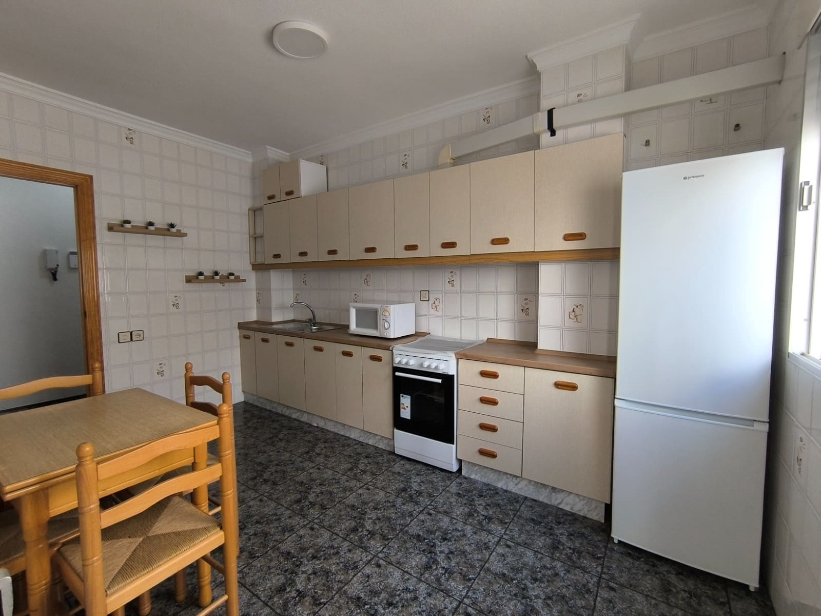 Piso de 3 habitaciones en Los Alcázares en venta con garaje - 169.000 € (Ref: 9716663)