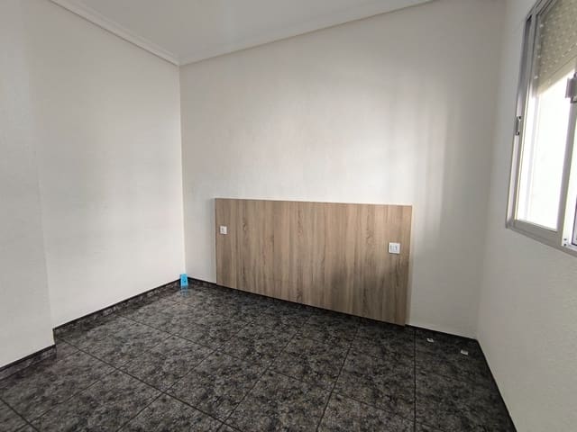 Piso de 3 habitaciones en Los Alcázares en venta con garaje - 169.000 € (Ref: 9716663)