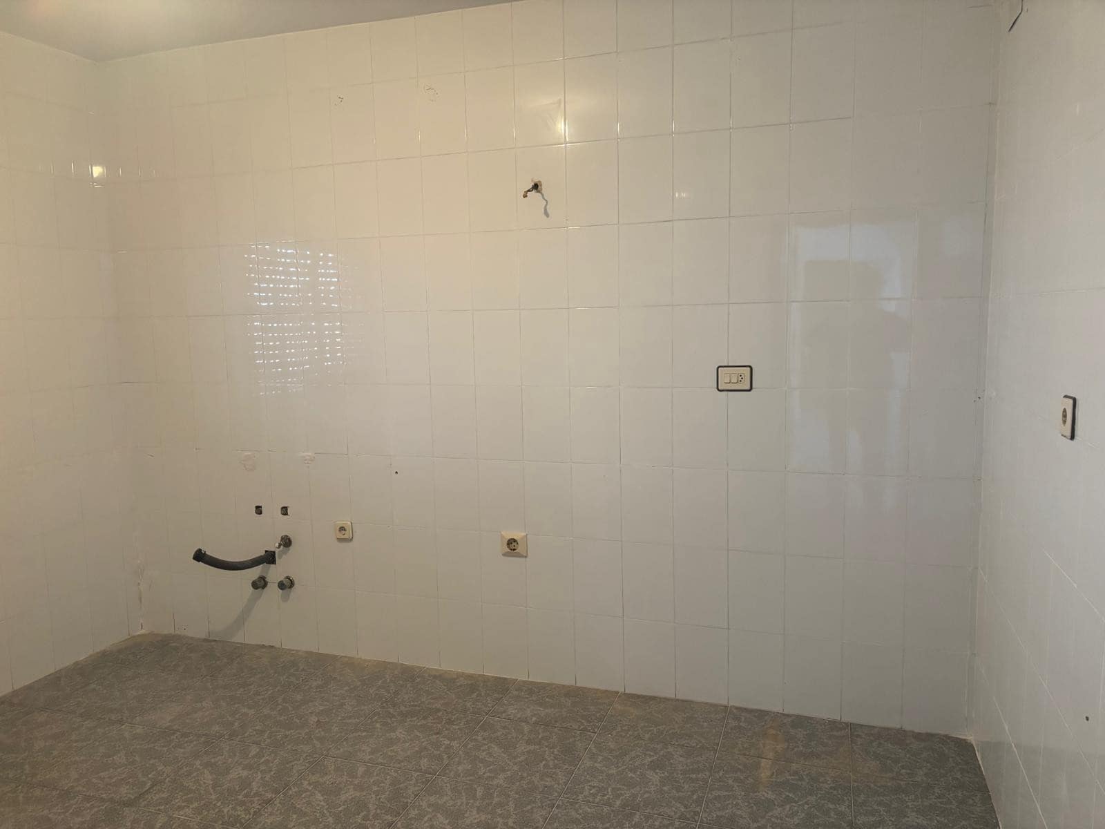 3 soveværelse Byhus til salg i Avileses med garage - € 105.000 (Ref: 9720308)