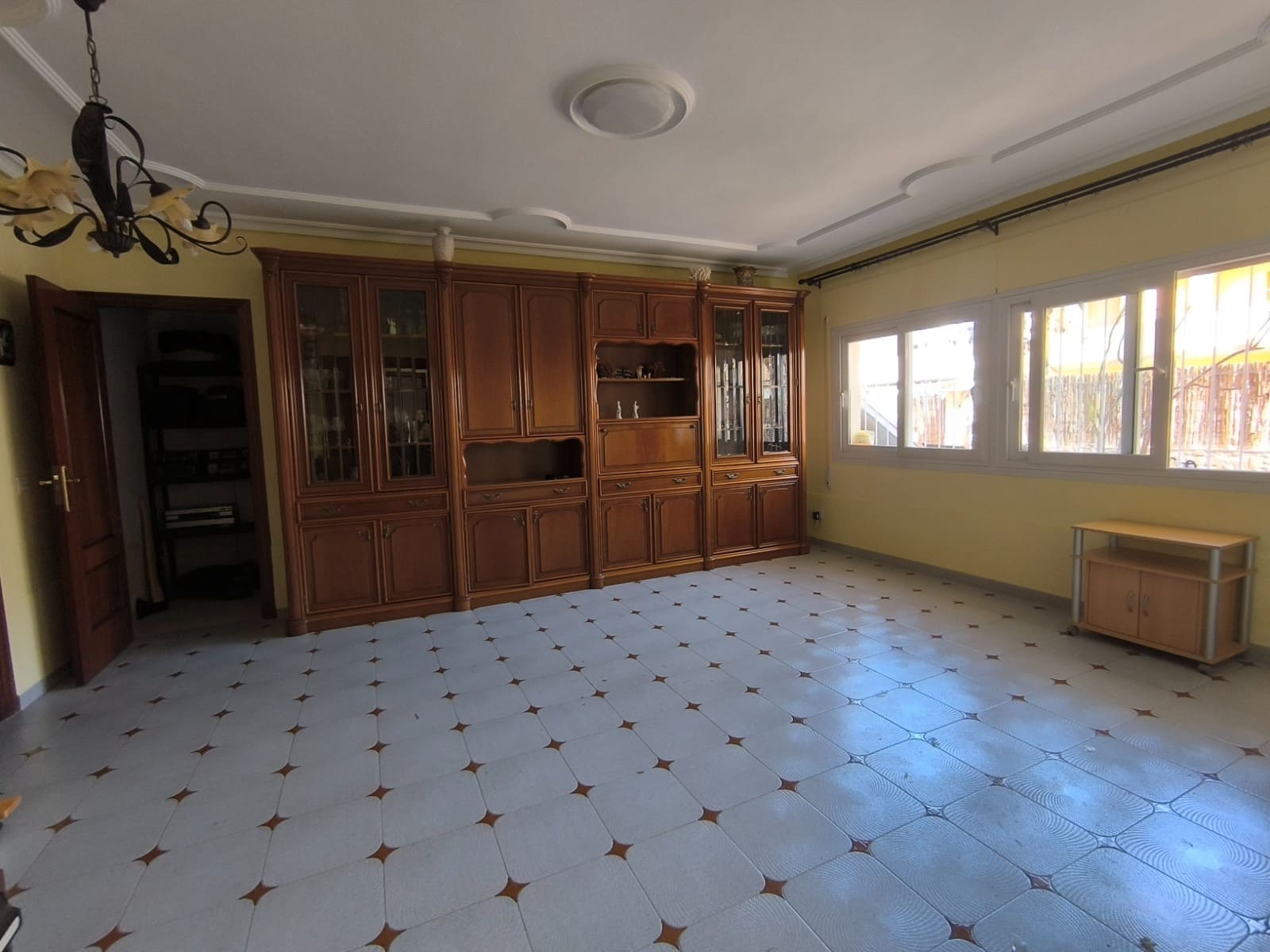 5 bedroom Townhouse for sale in San Pedro del Pinatar with garage - € 290,000 (Ref: 9797716)