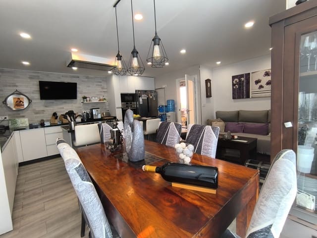 5 quarto Casa em Banda para venda em San Pedro del Pinatar com garagem - 290 000 € (Ref: 9797716)