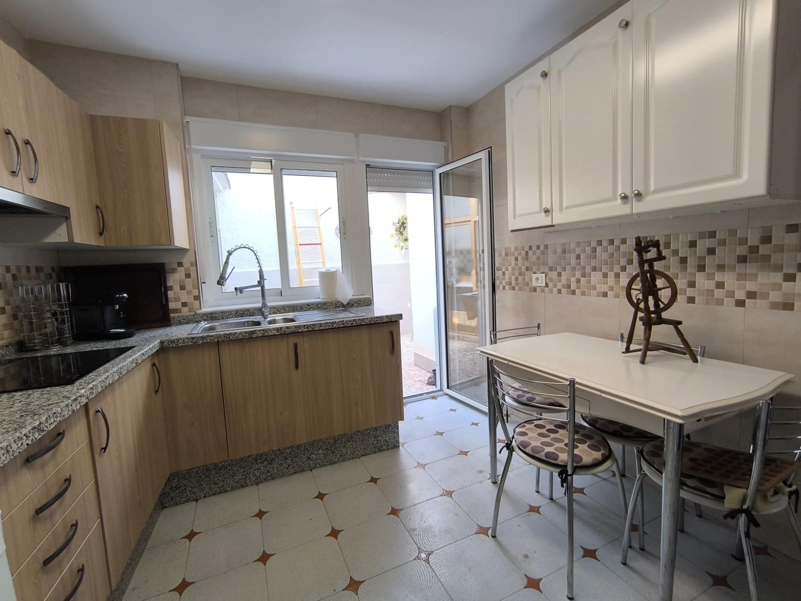 5 bedroom Townhouse for sale in San Pedro del Pinatar with garage - € 290,000 (Ref: 9797716)