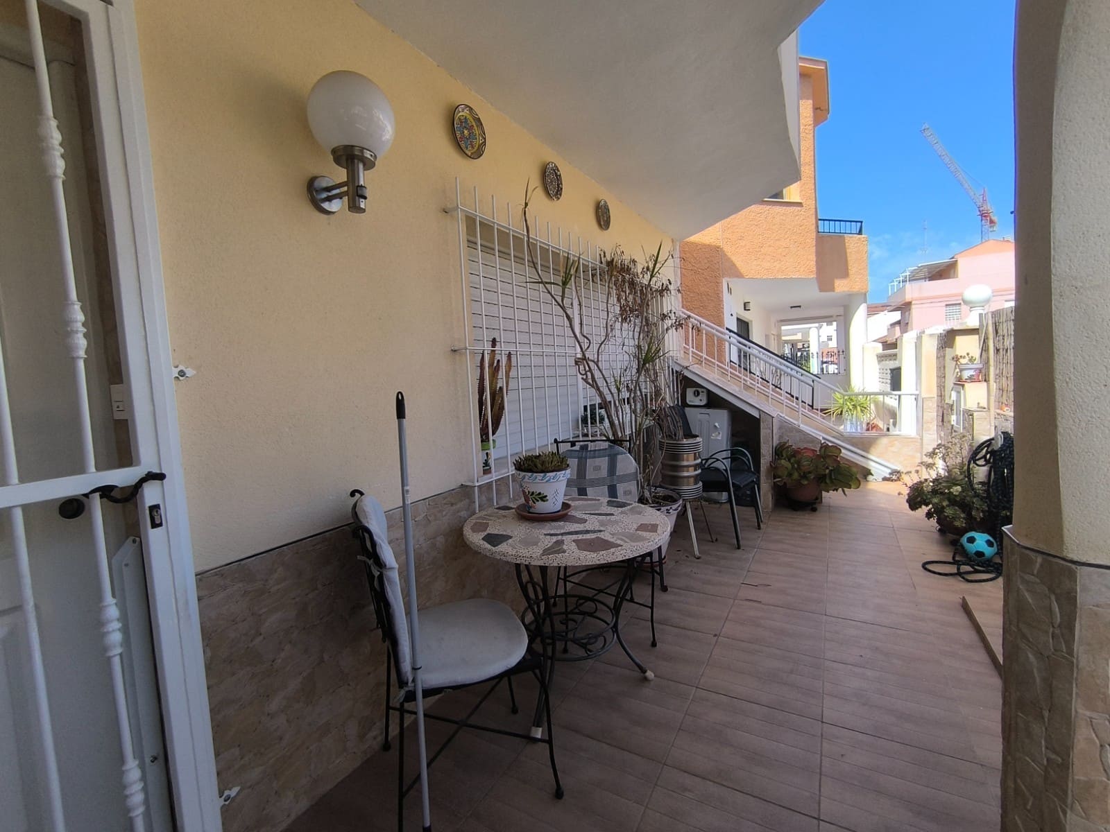 5 bedroom Townhouse for sale in San Pedro del Pinatar with garage - € 290,000 (Ref: 9797716)