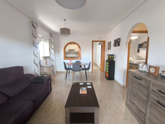 2 makuuhuone Huoneisto myytävänä paikassa Los Narejos, Los Alcázares mukana uima-altaan 
autotalli - 166 000 € (Ref: 9816606)
