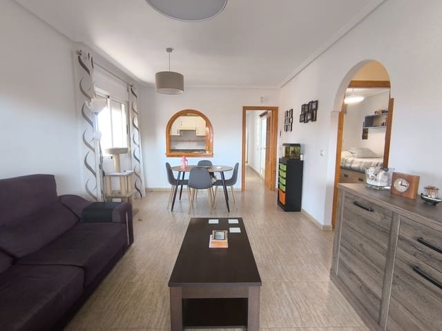 2 makuuhuone Huoneisto myytävänä paikassa Los Narejos, Los Alcázares mukana uima-altaan 
autotalli - 166 000 € (Ref: 9816606)