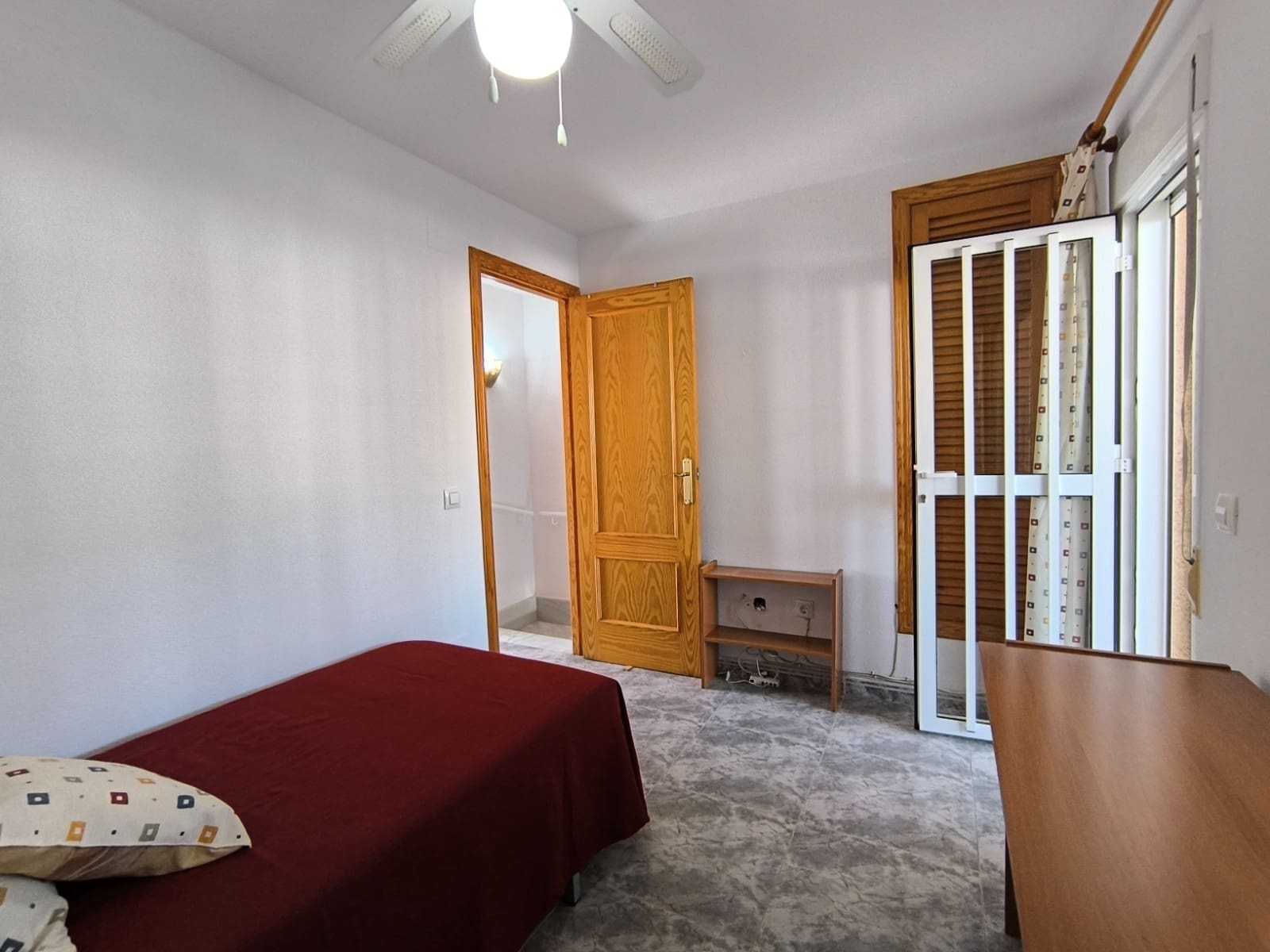 3 makuuhuone Huoneisto vuokrattavana paikassa Los Alcazares - 800 € (Ref: 9854403)