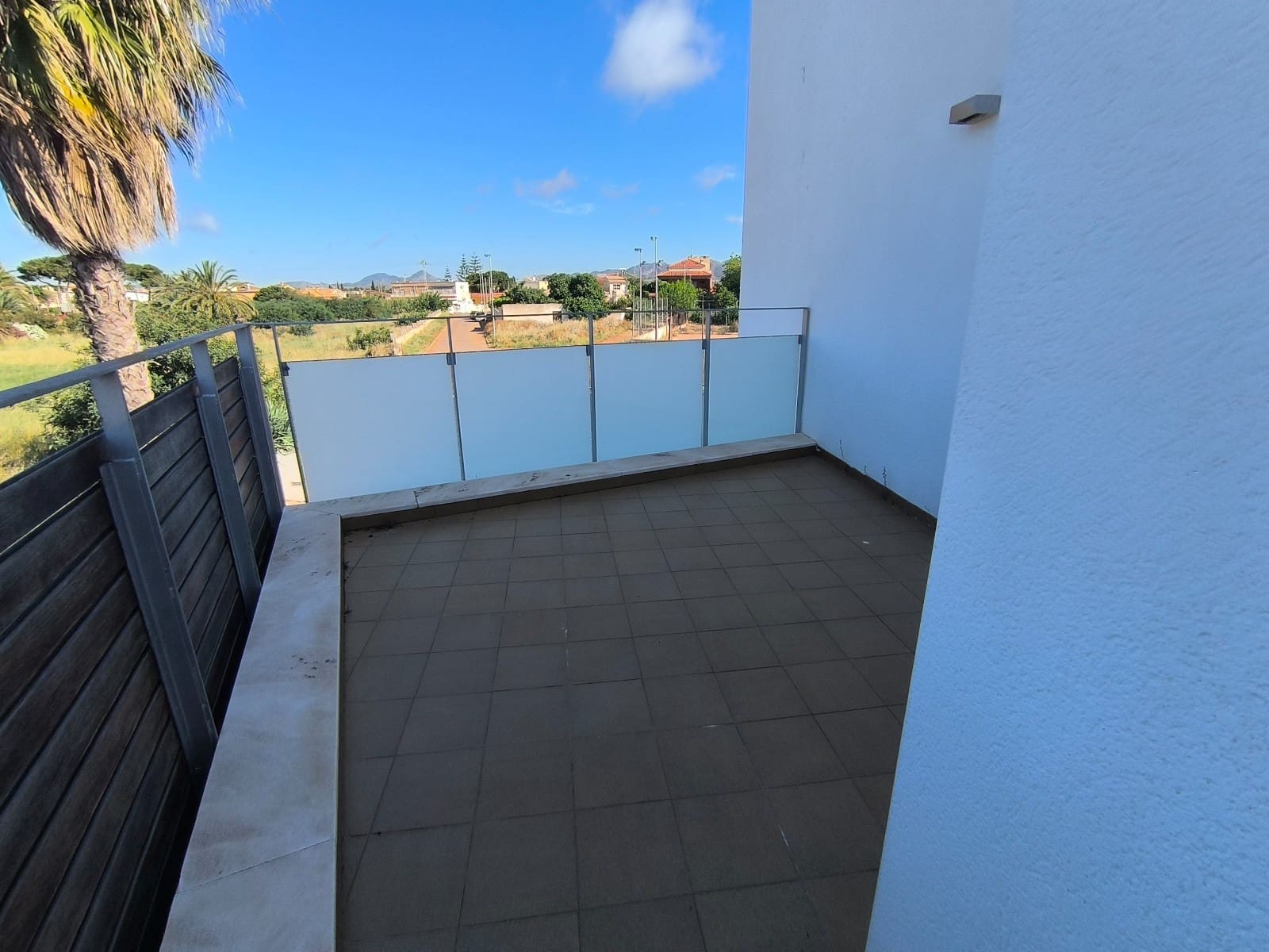 3 soveværelse Semi-Rækkehus til salg i Los Urrutias med swimmingpool garage - € 290.000 (Ref: 9858223)