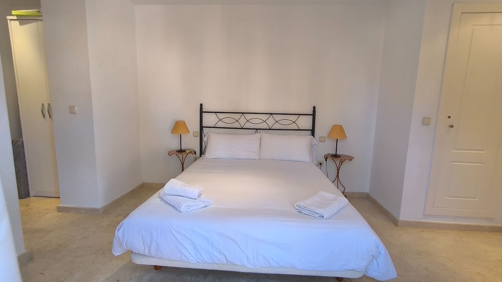 3 slaapkamer Appartement voor vakantieverhuur in Los Narejos met zwembad garage - € 2.500 (Ref: 9964302)