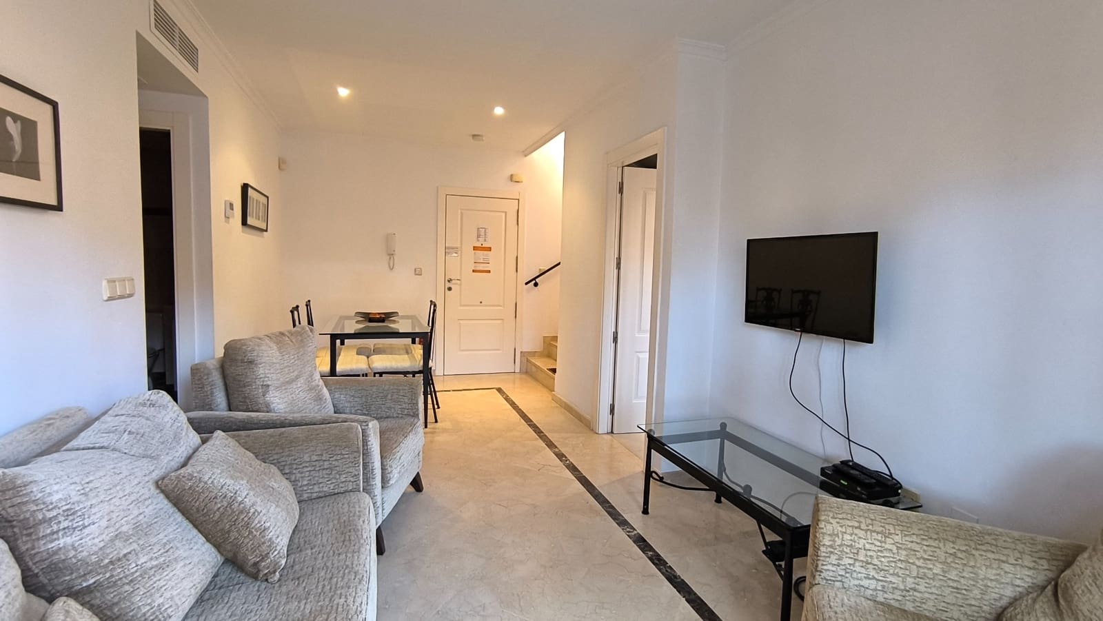 3 slaapkamer Appartement voor vakantieverhuur in Los Narejos met zwembad garage - € 2.500 (Ref: 9964302)