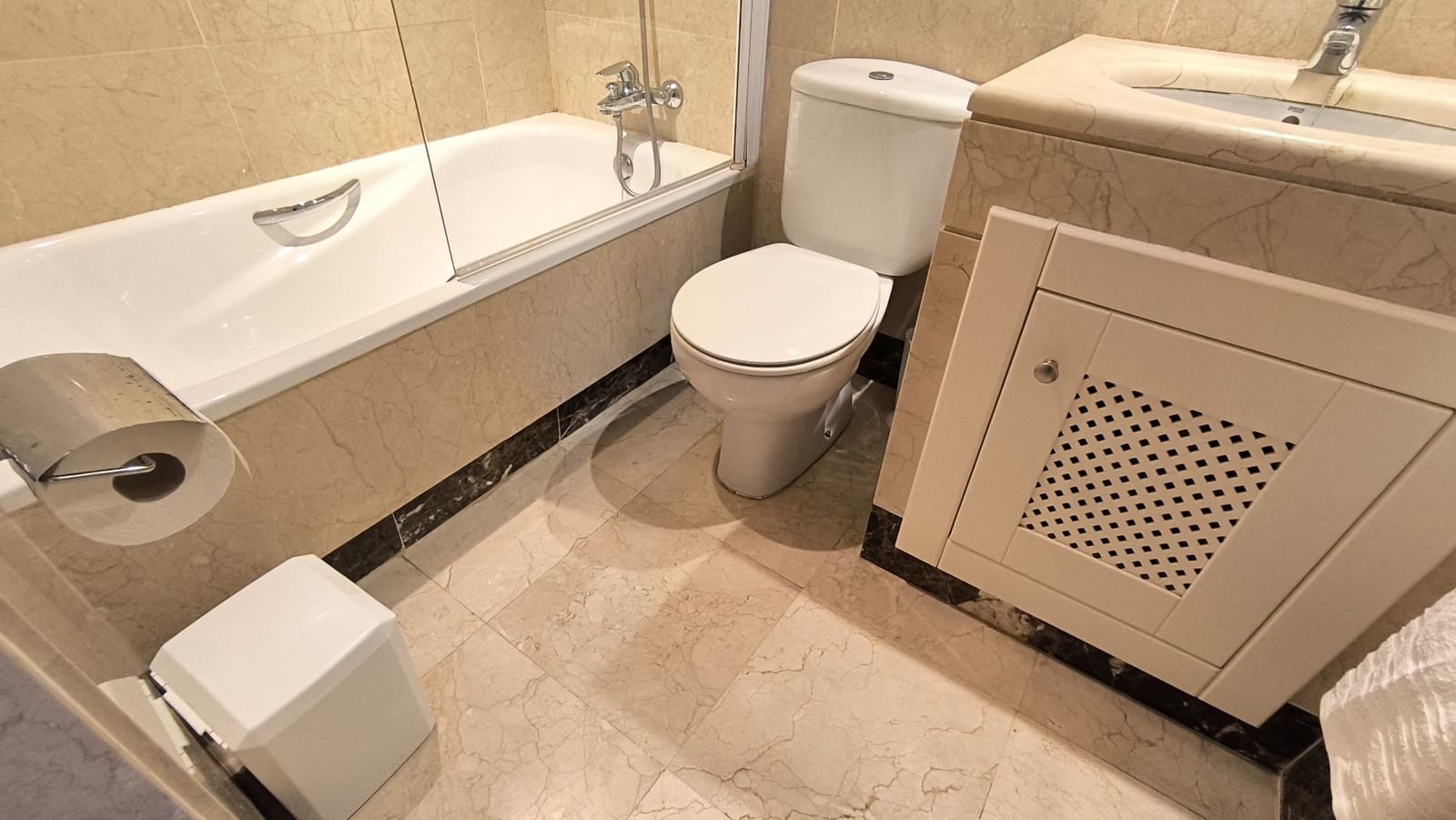 3 slaapkamer Appartement voor vakantieverhuur in Los Narejos met zwembad garage - € 2.500 (Ref: 9964302)