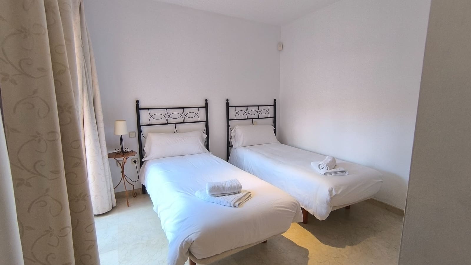 3 slaapkamer Appartement voor vakantieverhuur in Los Narejos met zwembad garage - € 2.500 (Ref: 9964302)