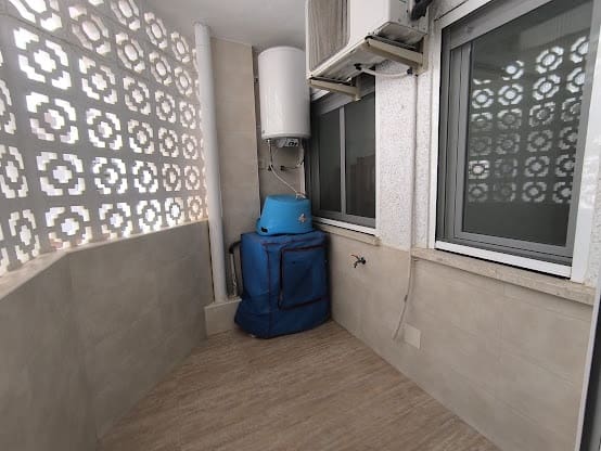 3 slaapkamer Flat voor vakantieverhuur in Los Alcázares met garage - € 800 (Ref: 9964303)
