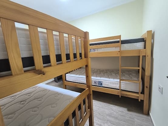 3 slaapkamer Flat voor vakantieverhuur in Los Alcázares met garage - € 800 (Ref: 9964303)