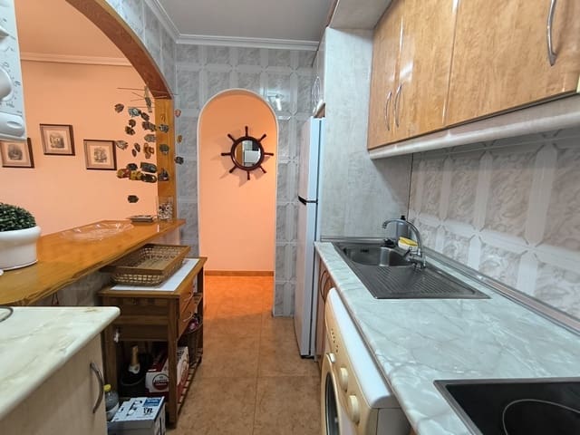 2 Zimmer Apartment zu verkaufen in Centro, Los Alcázares mit Garage - 144.900 € (Ref: 9985818)