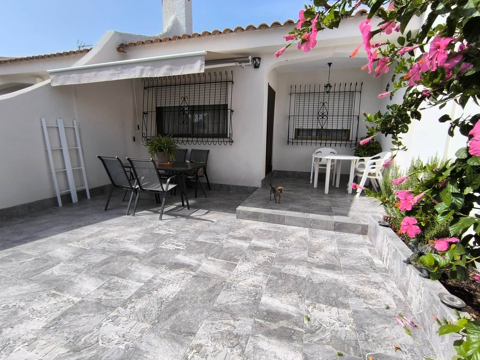   2 soveværelse   ferieBungalow i Los Narejos     - € 1.400 (Ref: 9996203)