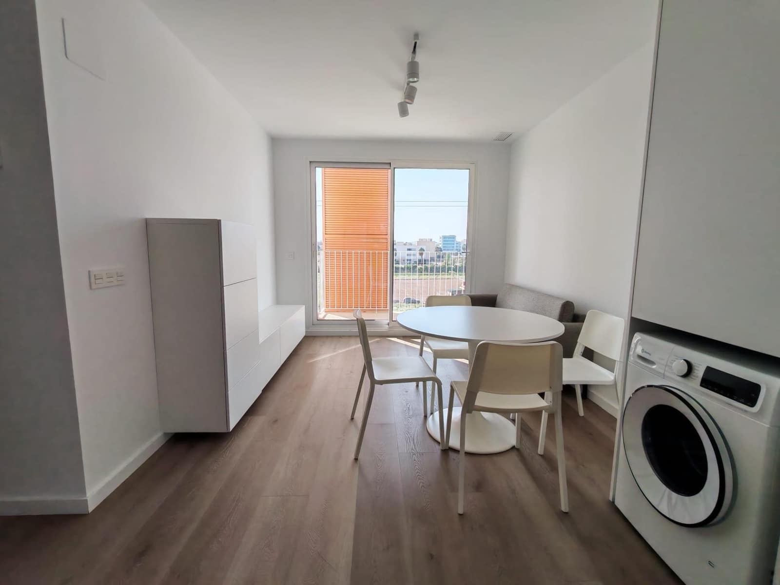 2 soverom Leilighet til leie i Alboraya / Alboraia - € 1 350 (Ref: 10059265)