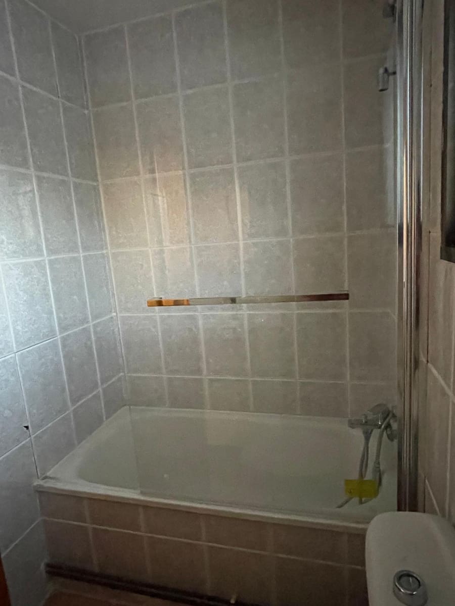 4 soverom Rekkehus til leie i Pucol med garasje - € 1 950 (Ref: 10098546)