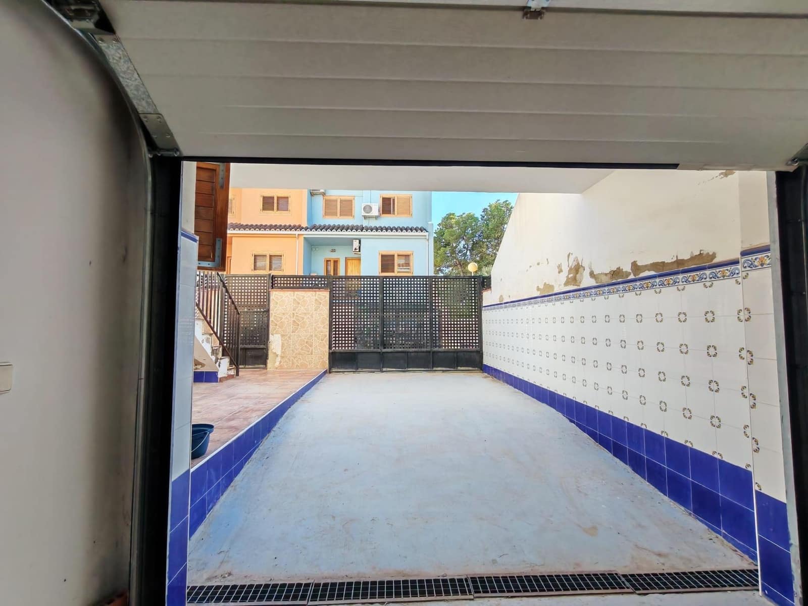 4 soverom Rekkehus til leie i Pucol med garasje - € 1 950 (Ref: 10098546)