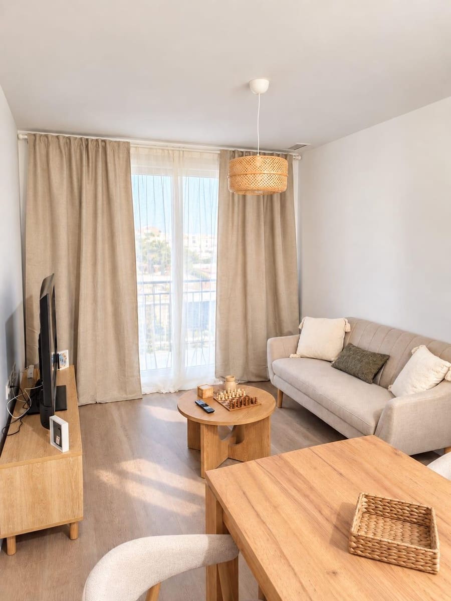 2 slaapkamer Flat te huur in Alboraya / Alboraia - € 1.400 (Ref: 10109803)