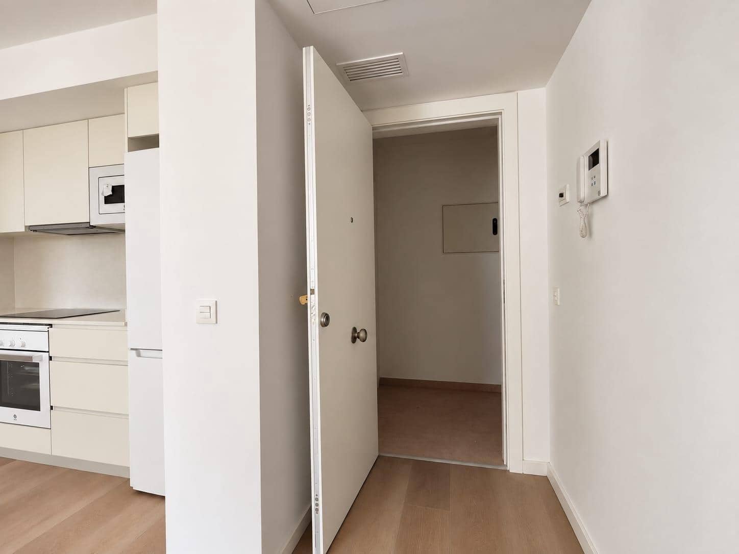 2 slaapkamer Flat te huur in Alboraya / Alboraia - € 1.400 (Ref: 10109803)