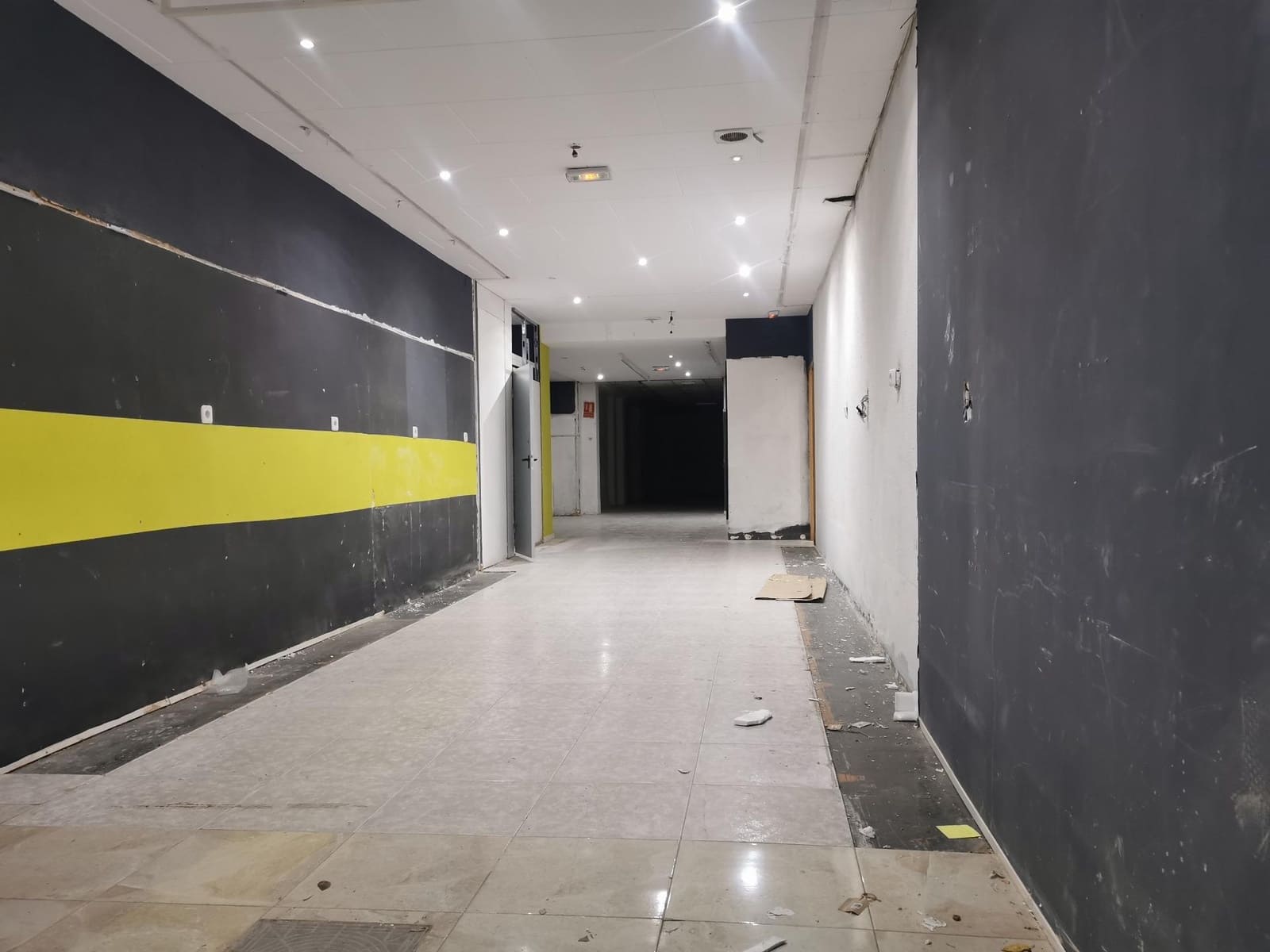 Kaupallinen vuokrattavana paikassa Valencia kaupunki - 1 100 € (Ref: 10159832)