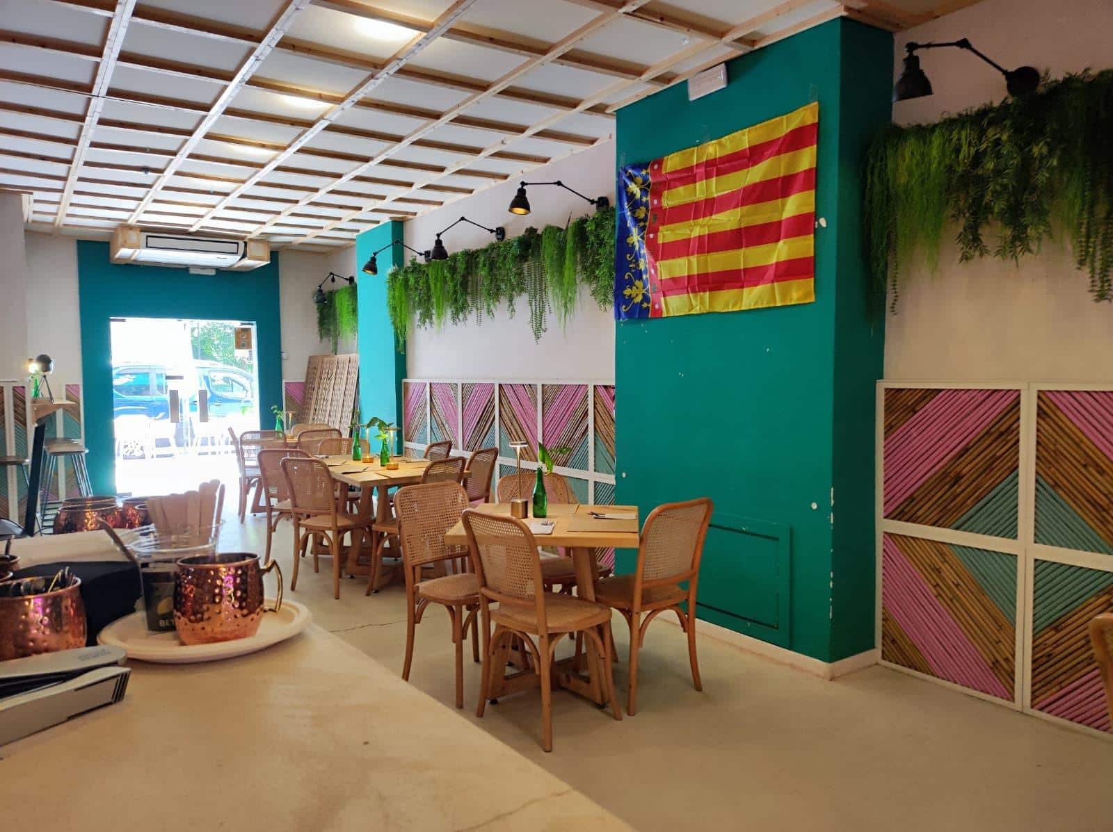 Yritys vuokrattavana paikassa Valencia kaupunki - 1 400 € (Ref: 10171846)