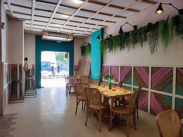 Virksomhed til leje i Ciutat Vella, Valencia by - € 1.400 (Ref: 10171846)