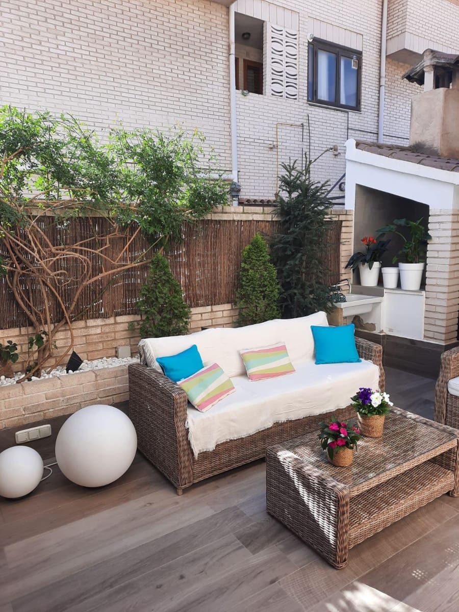 4 sovrum Radhus till salu i Sagunto / Sagunt - 530 000 € (Ref: 9126964)