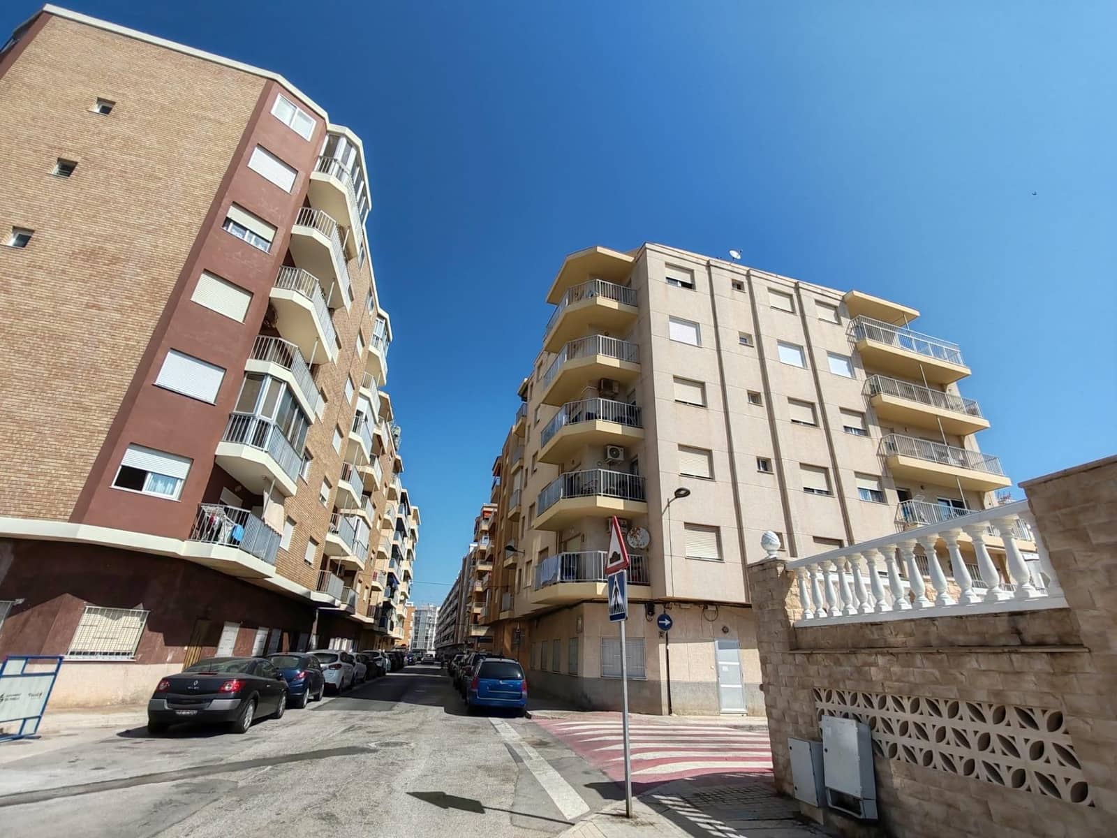 3 slaapkamer Flat te koop in El Perello - € 179.900 (Ref: 9126965)