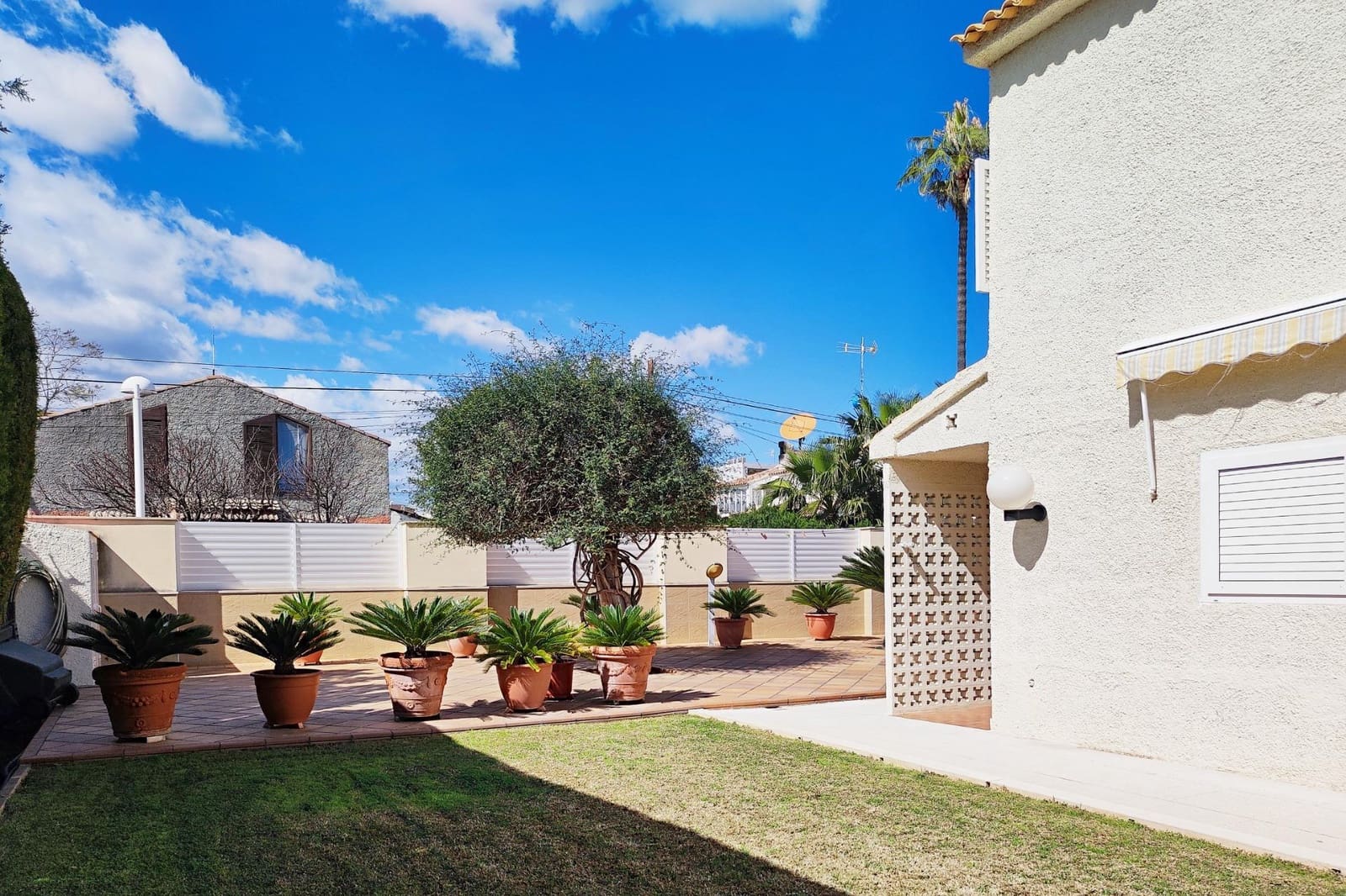 6 slaapkamer Villa te koop in Canet d'En Berenguer met zwembad garage - € 715.000 (Ref: 9126968)