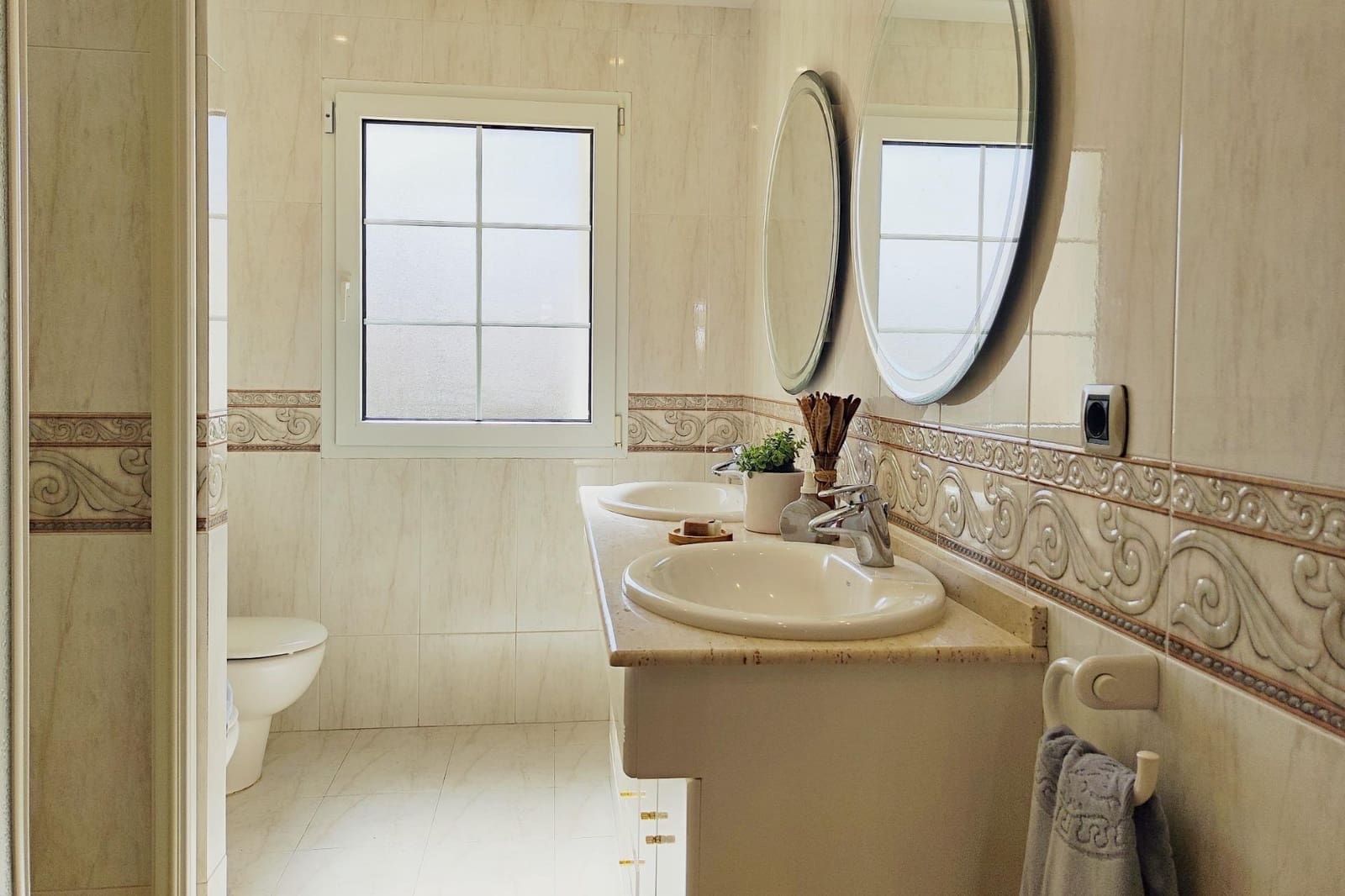 6 slaapkamer Villa te koop in Canet d'En Berenguer met zwembad garage - € 715.000 (Ref: 9126968)