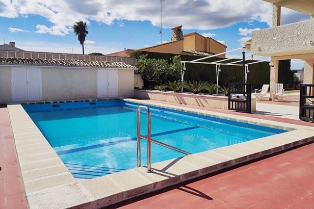 6 slaapkamer Villa te koop in Canet d'En Berenguer met zwembad garage - € 715.000 (Ref: 9126968)