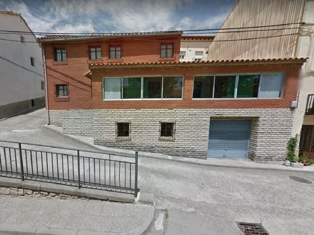 6 soveværelse Byhus til salg i Mosqueruela med garage - € 99.500 (Ref: 9126973)