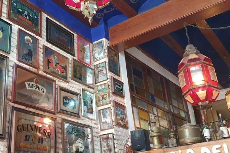 Biznes na sprzedaż w Miasto Walencja - 890 000 € (Ref: 9126974)