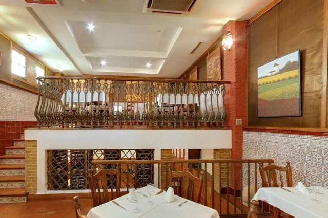 Biznes na sprzedaż w El Pilar, Miasto Walencja - 890 000 € (Ref: 9126974)