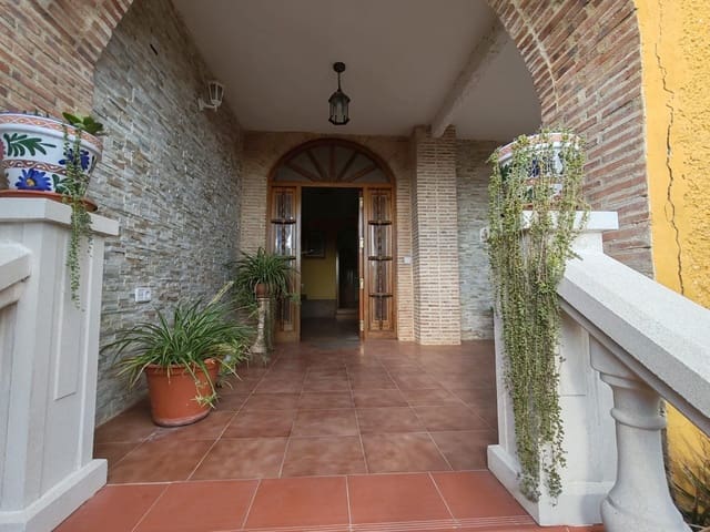 4 chambre Villa/Maison à vendre à Torrent avec piscine garage - 395 000 € (Ref: 9126977)