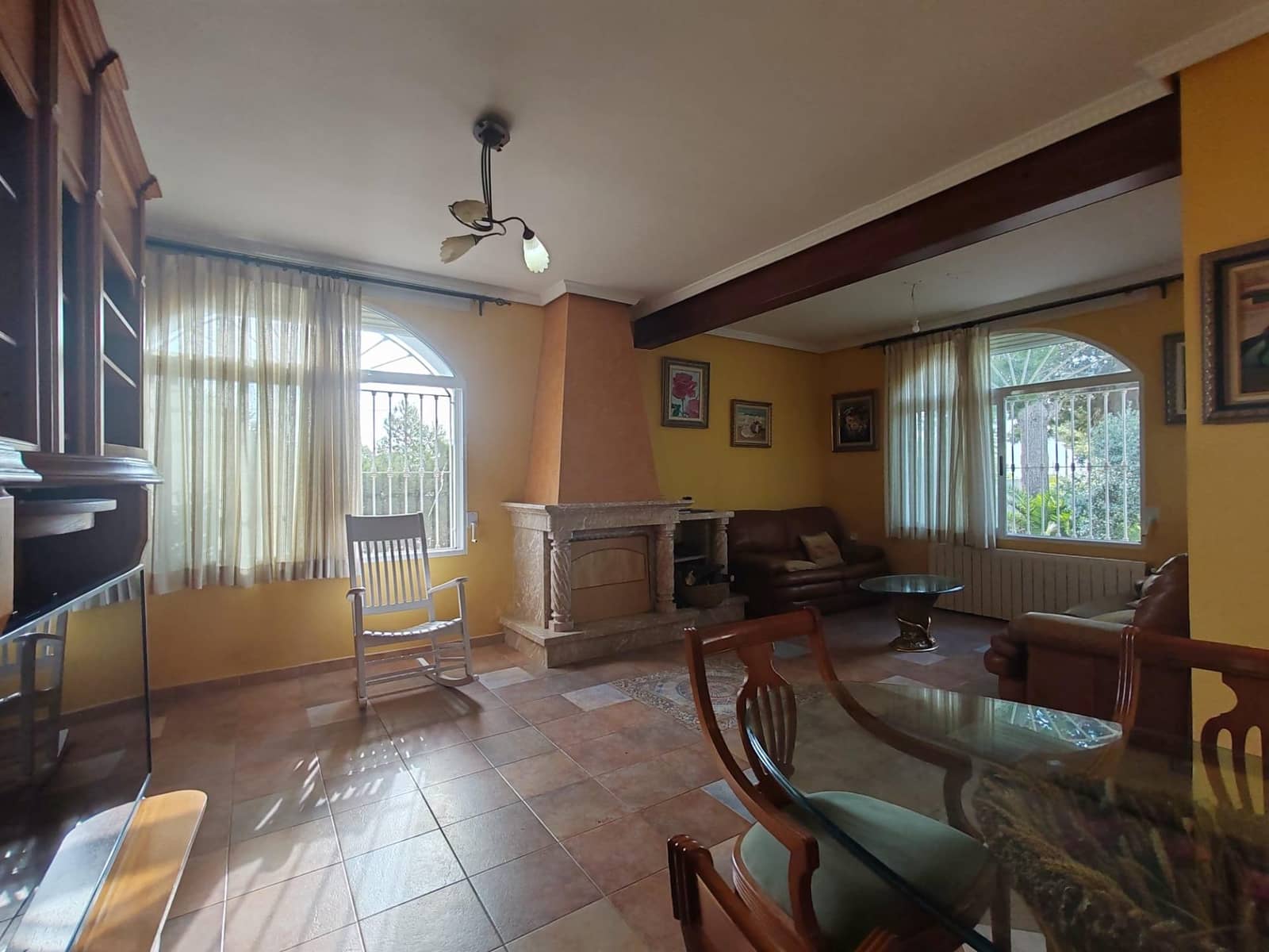 4 slaapkamer Villa te koop in Torrent met zwembad garage - € 395.000 (Ref: 9126977)