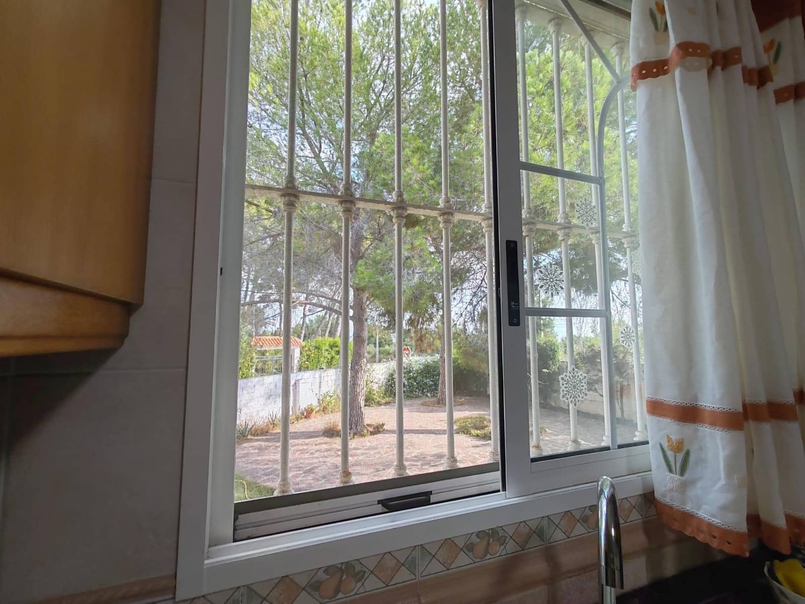 4 sypialnia Willa na sprzedaż w Torrent z basenem garażem - 395 000 € (Ref: 9126977)