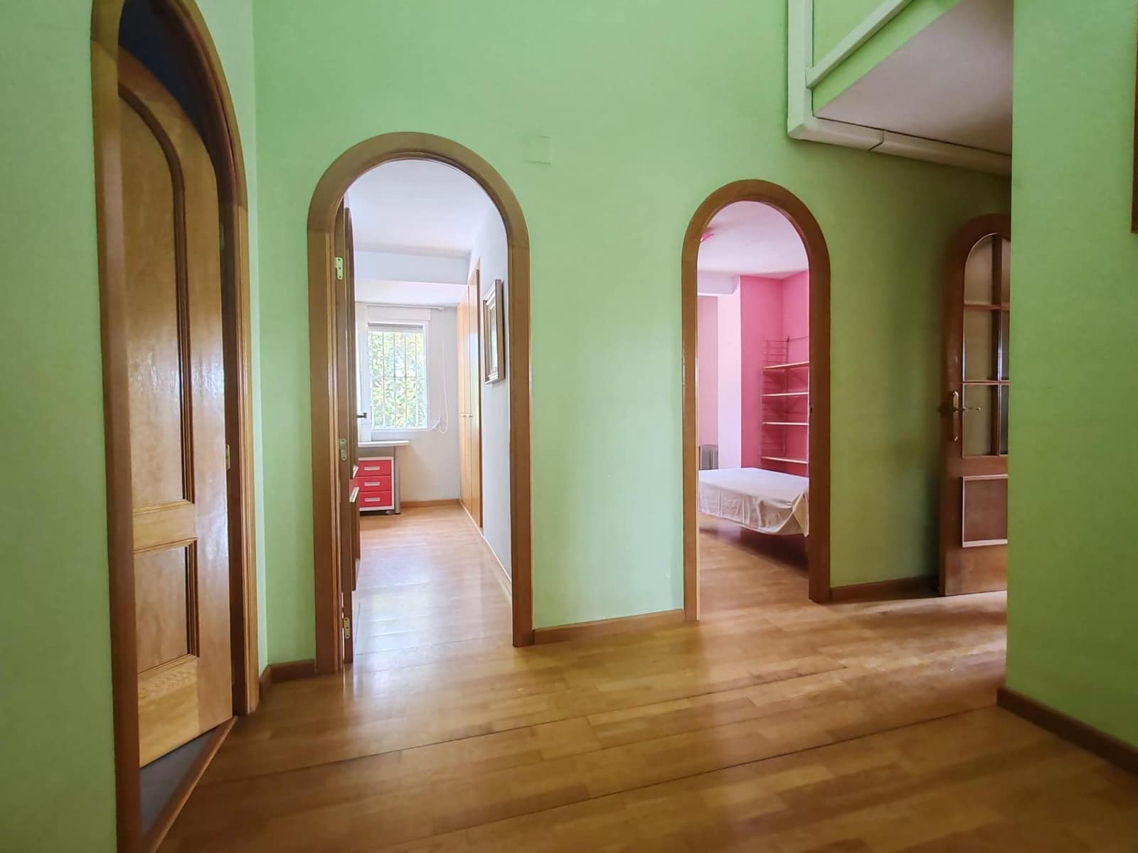 4 bedroom Villa for sale in Torrent with pool garage - € 395,000 (Ref: 9126977)