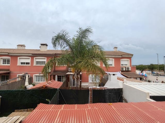 3 soveværelse Rækkehus til salg i La Pobla de Vallbona med swimmingpool garage - € 350.000 (Ref: 9126980)
