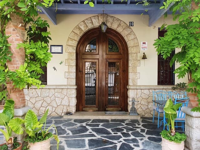 10 soverom Villa til salgs i Buñol med svømmebasseng - € 900 000 (Ref: 9126982)