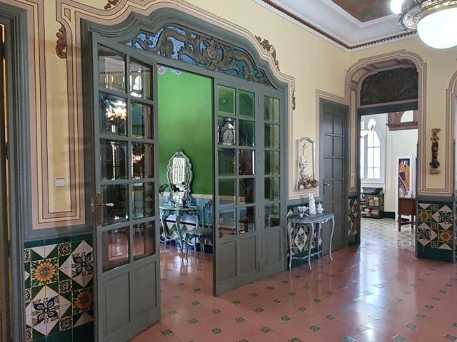 10 slaapkamer Villa te koop in Buñol met zwembad - € 900.000 (Ref: 9126982)