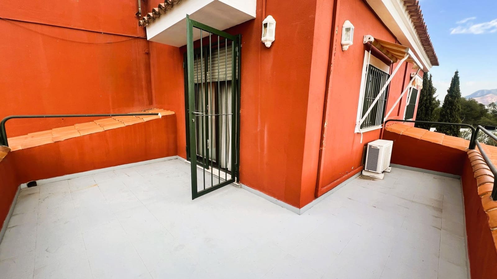 5 soveværelse Villa til salg i L'Alcora med swimmingpool garage - € 370.000 (Ref: 9129847)