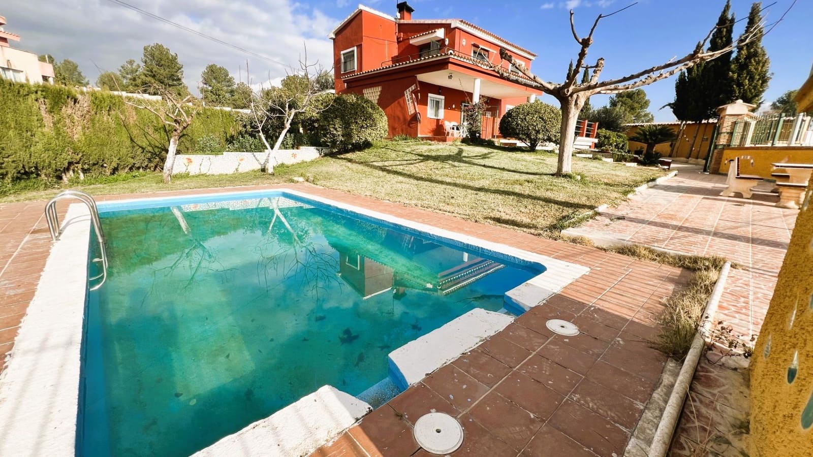 5 soveværelse Villa til salg i L'Alcora med swimmingpool garage - € 370.000 (Ref: 9129847)