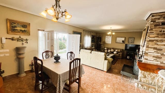 5 soveværelse Villa til salg i L'Alcora med swimmingpool garage - € 370.000 (Ref: 9129847)