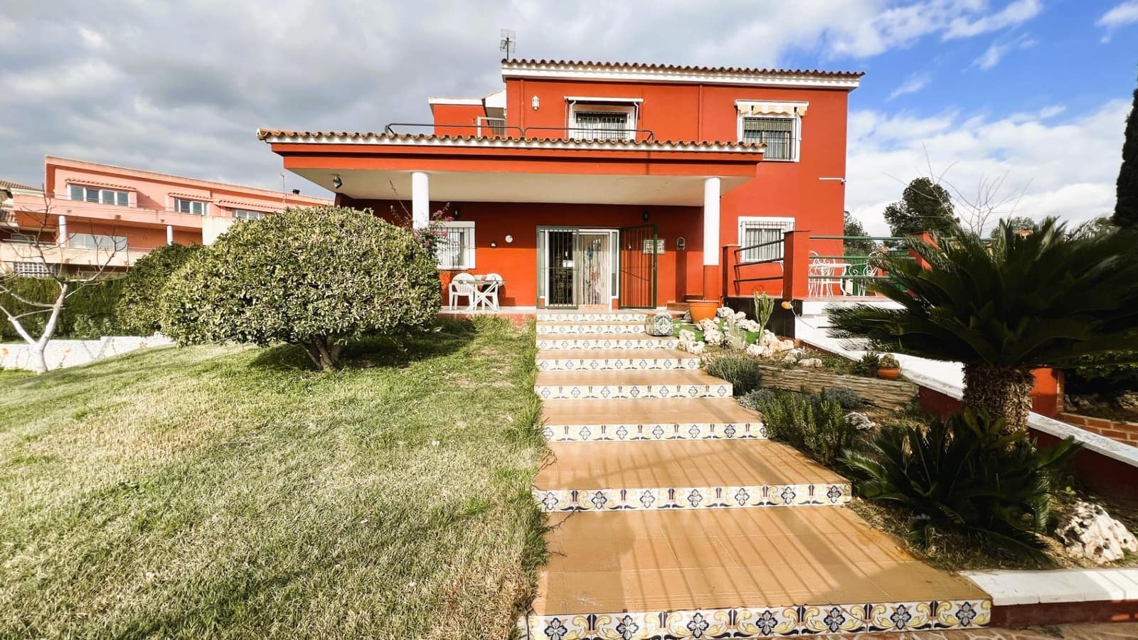 5 soveværelse Villa til salg i L'Alcora med swimmingpool garage - € 370.000 (Ref: 9129847)