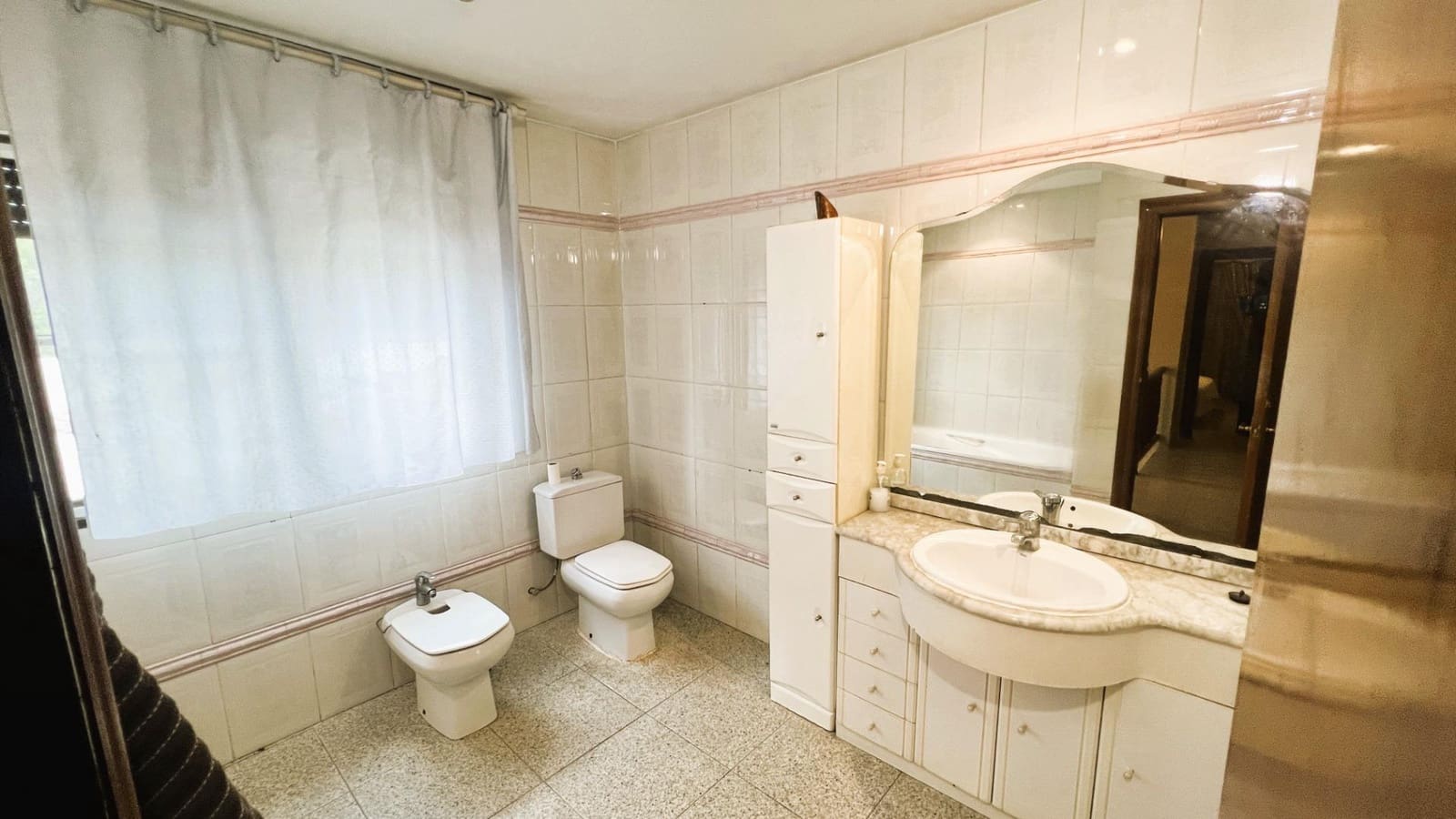 5 soveværelse Villa til salg i L'Alcora med swimmingpool garage - € 370.000 (Ref: 9129847)