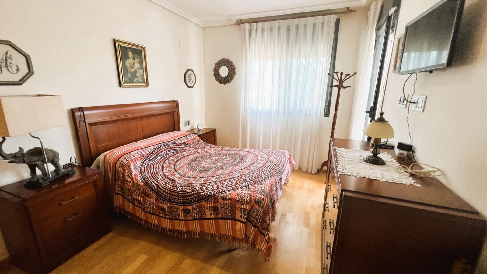 4 soverom Rekkehus til salgs i Castello de la Plana med svømmebasseng - € 450 000 (Ref: 9129848)